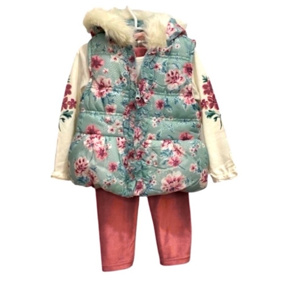 Little Lass Outfit - Picture 2 of 3